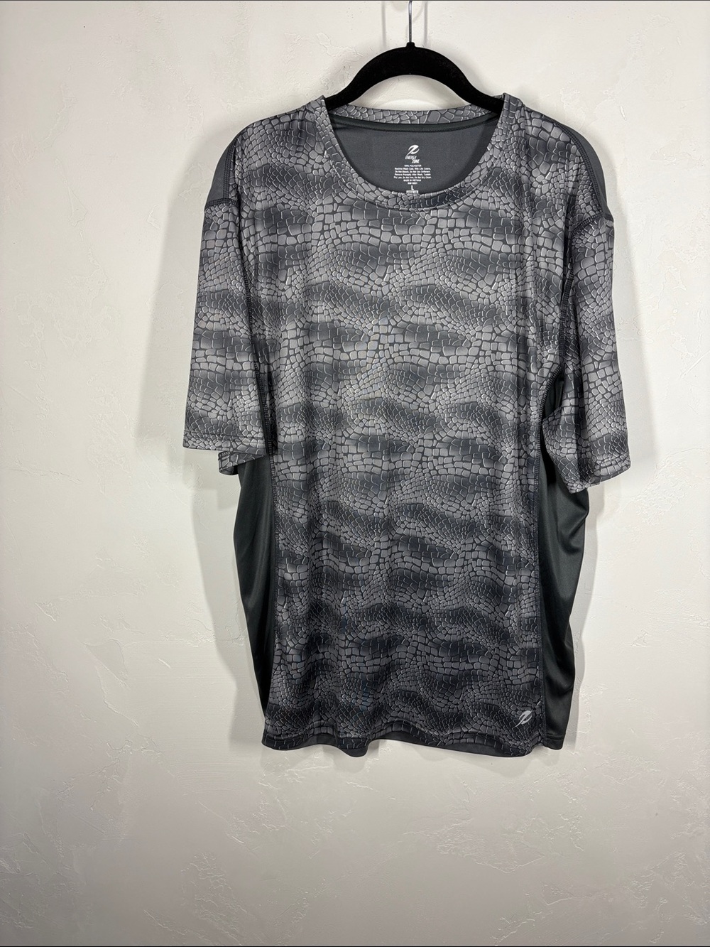 Energy Zone Men's Gray Patterned Athletic Shirt size large